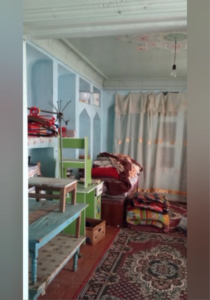 Китоб шахри ховли сотилади