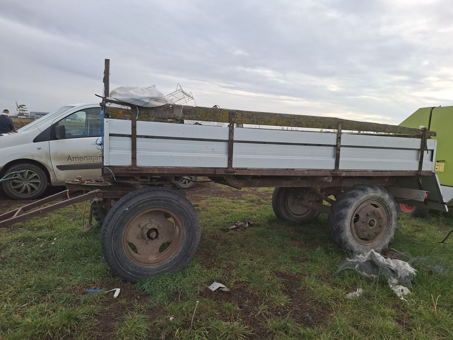 Vand utilaje agricole, plug,remorca,presa balotat, grebla