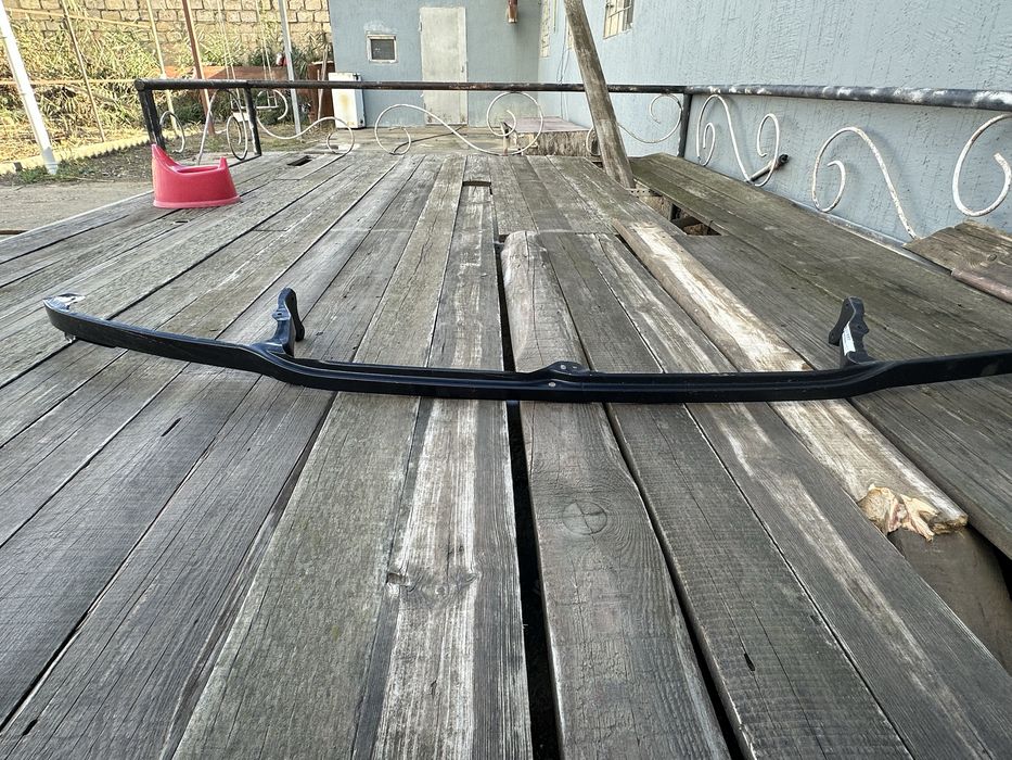 Планка под фары ланд крузер 100