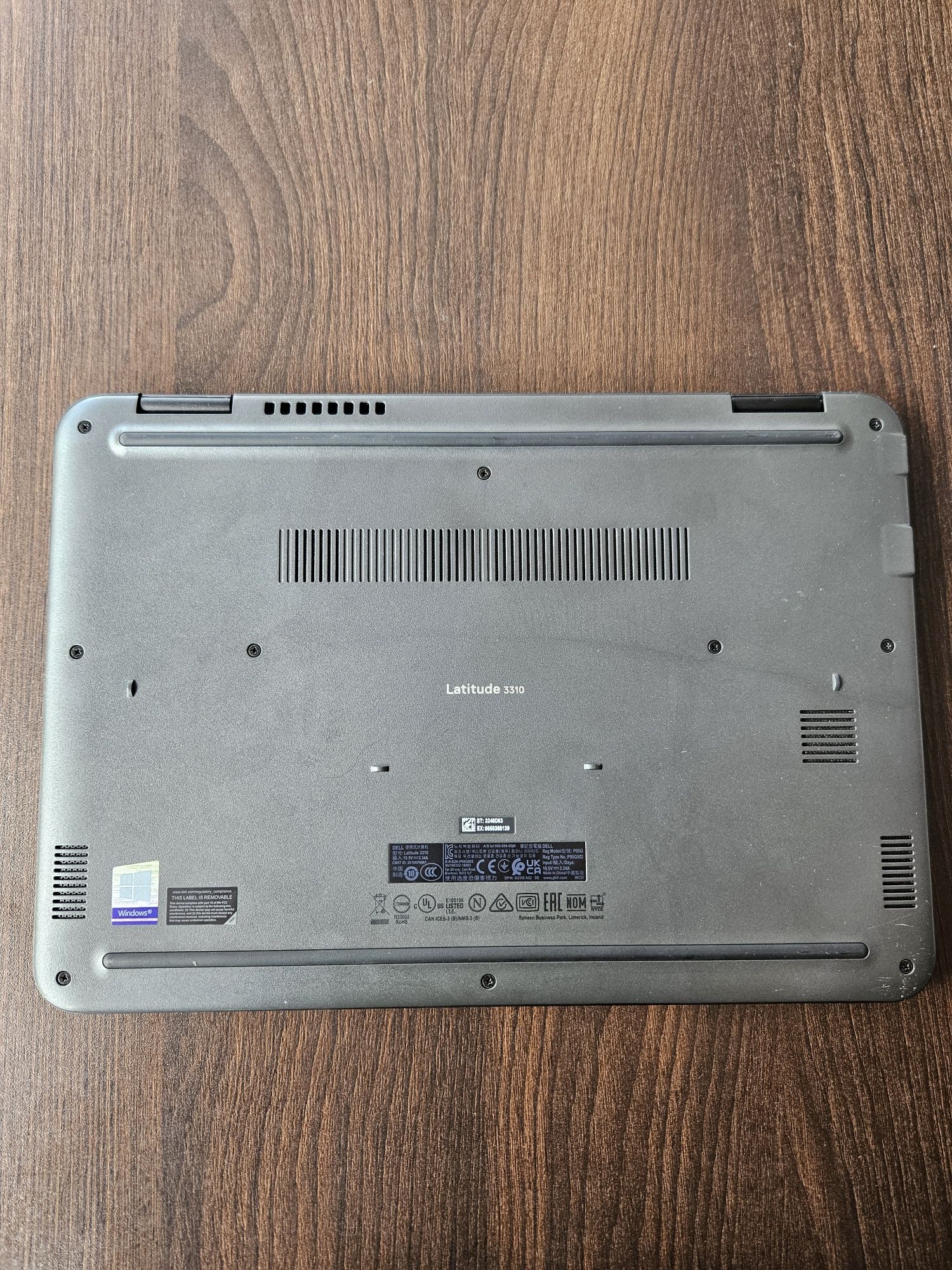 Лаптоп Dell latitude 3310