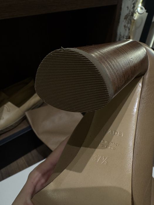 Дамски обувки Gucci ; Casadei