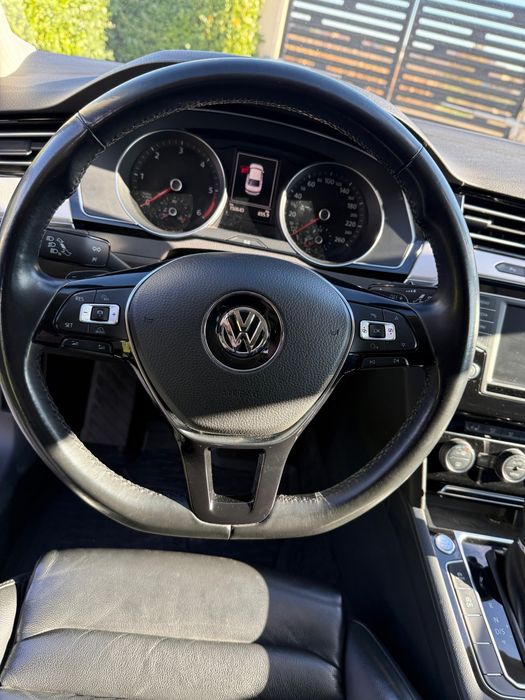 Passat B8  2.0TDI DSG cu padele