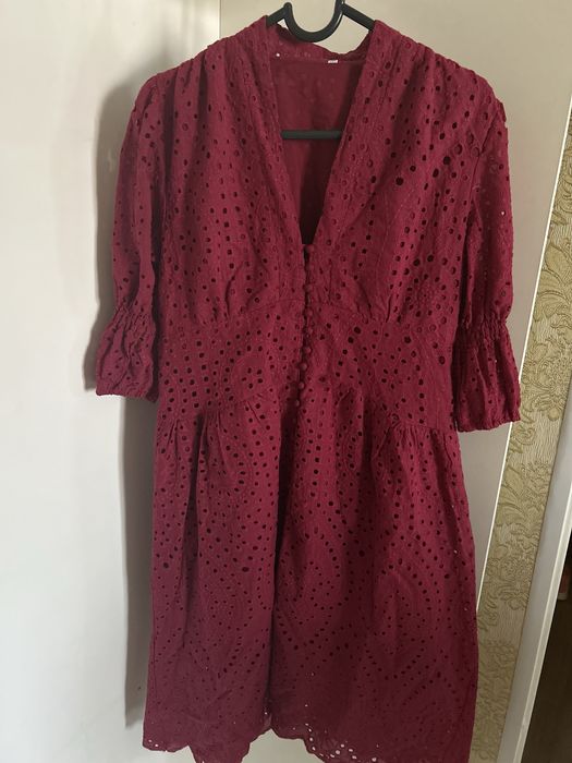 Продам женские вещи по 1500