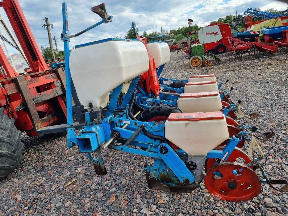 Semanatoare Porumb Monosem PNU 4 sire