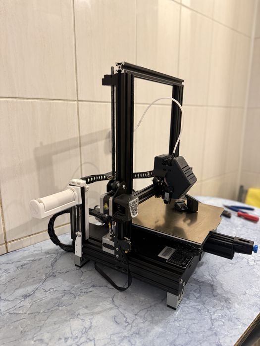 Imprimanta Creality Ender 3 V2