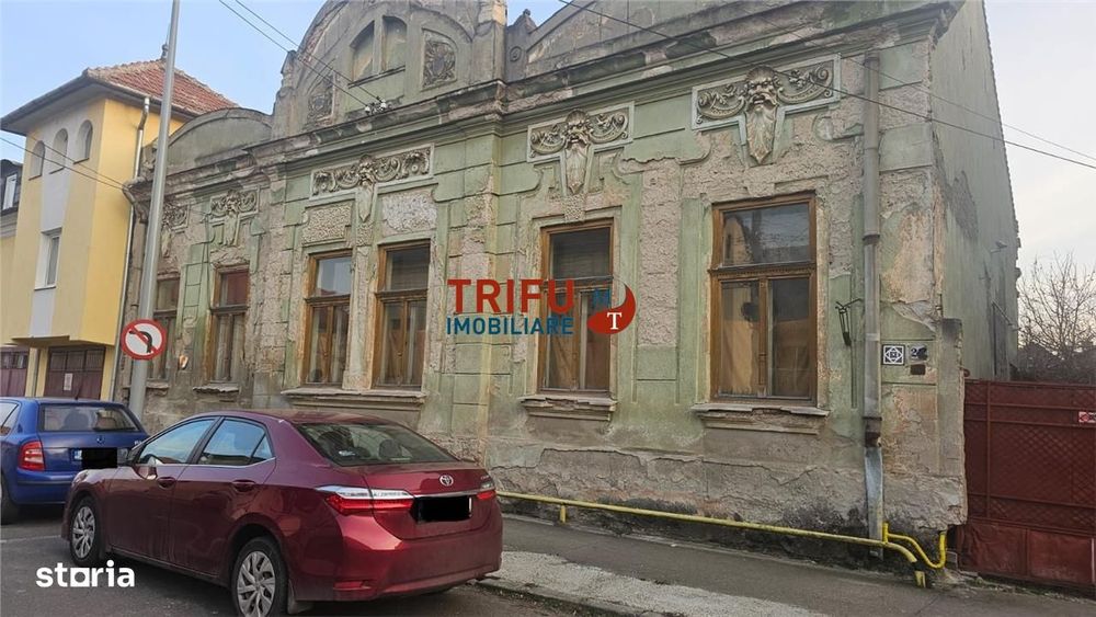 Casa de Poveste din Perioada Interbelica in Inima Alba Iuliei