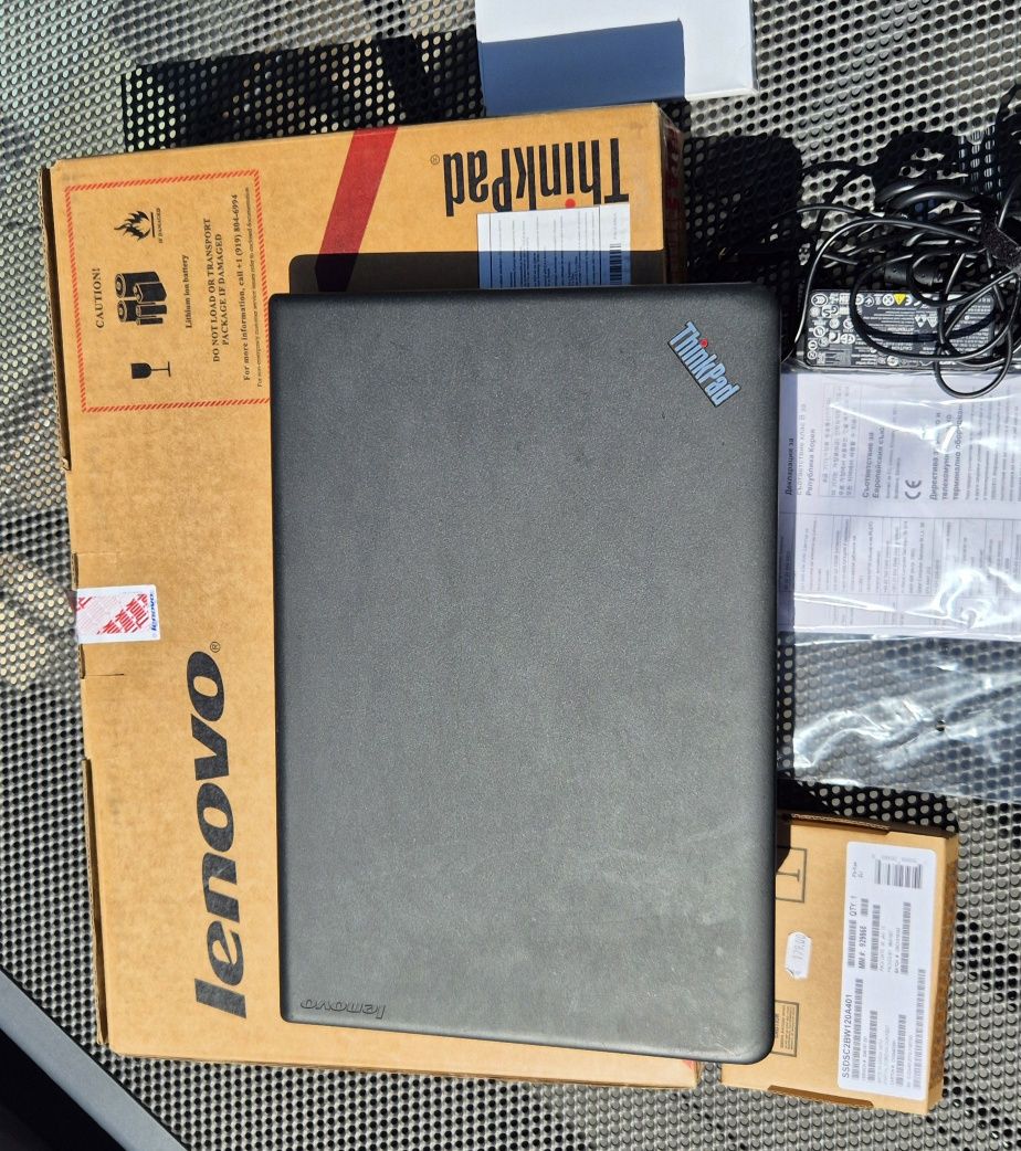Lenovo ThinkPad E550 16GB RAM + SSD , 15.6" 1920x1080, i5-5200U