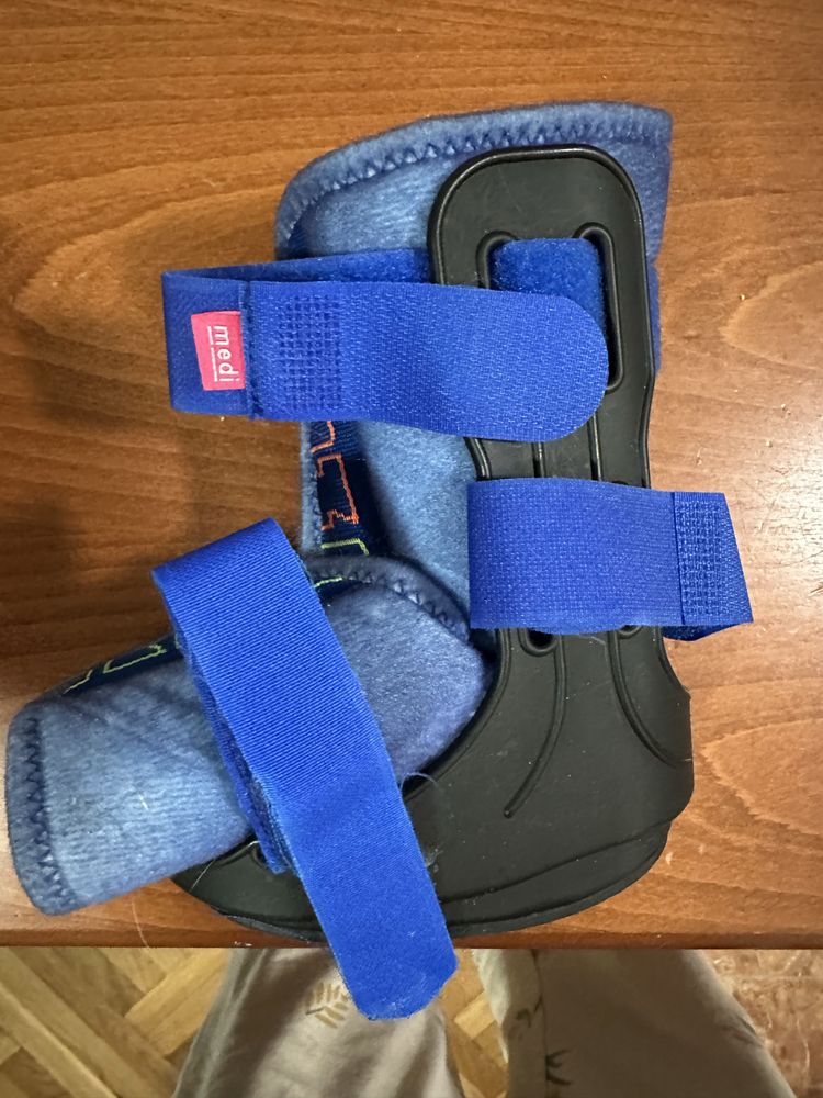 Детска ортеза – medi walker boot kidz