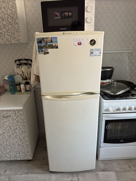 Продам холодильник LG