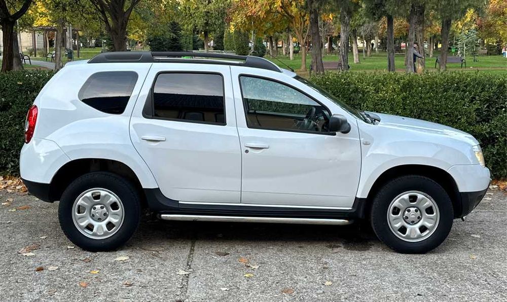 Dacia DUSTER an 2013-1.5 Diesel-EURO 5-Dotari PLUS-Foarte INGRIJIT