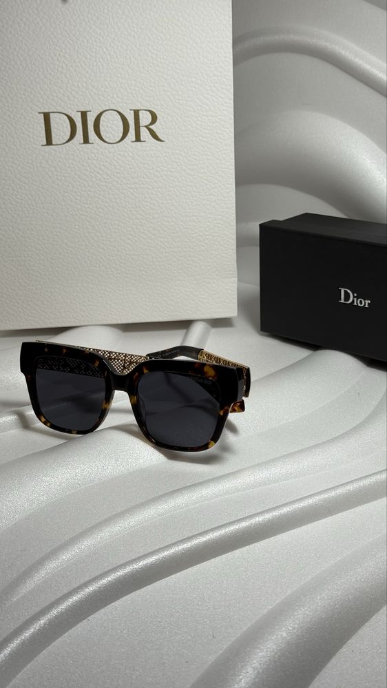 Слънчеви очила Christian Dior