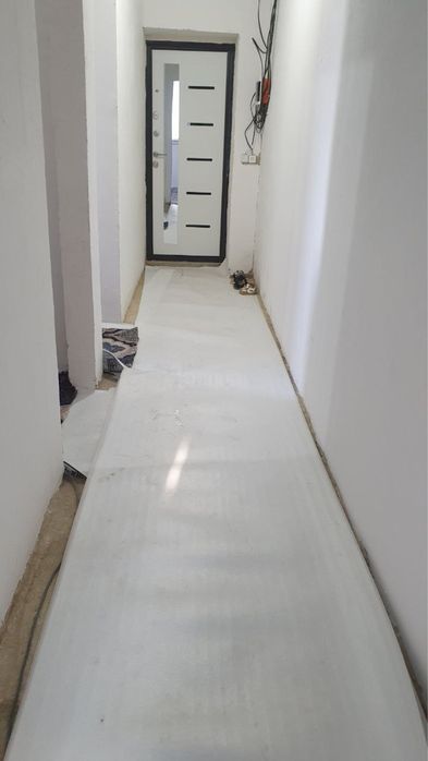 2 xonali 56 kv.m uy sotiladi