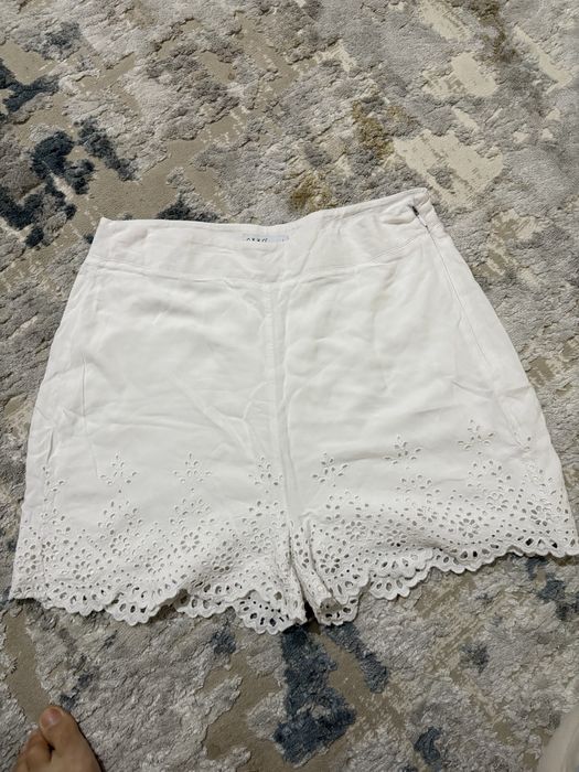 Шорты и юбки листайте