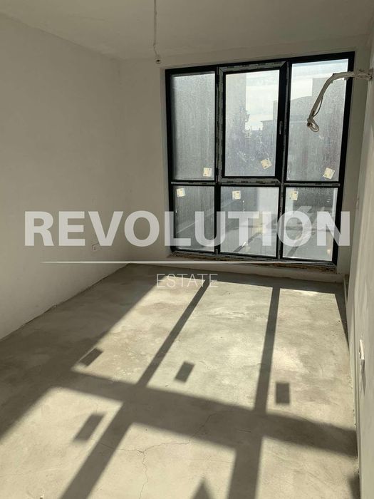 Дава се под наем Двустаен апартамент в Варна, Център - 60 кв.м за 300 € - Снимка #1