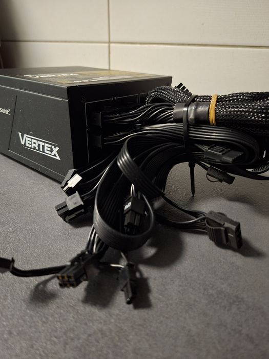 Sursa Seasonic Vertex 1200W 80+Gold