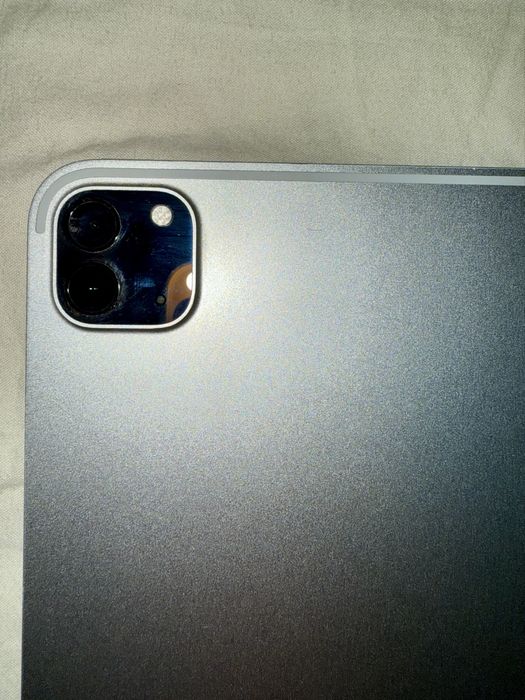 iPad Pro 12.9 Apple M2