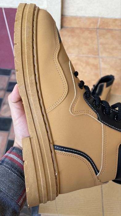 Полуботинки тимберленд. размер 40