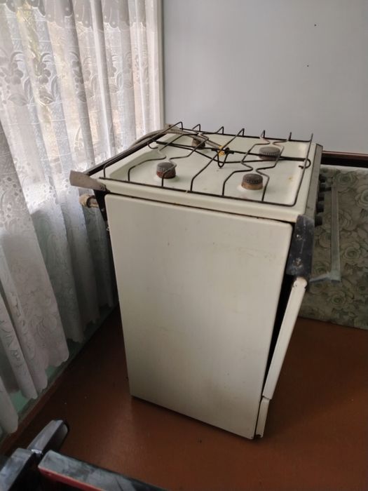 Продаётся газовая плита