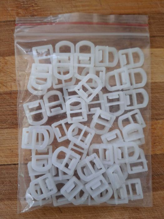 Cleme perdea camion Volvo