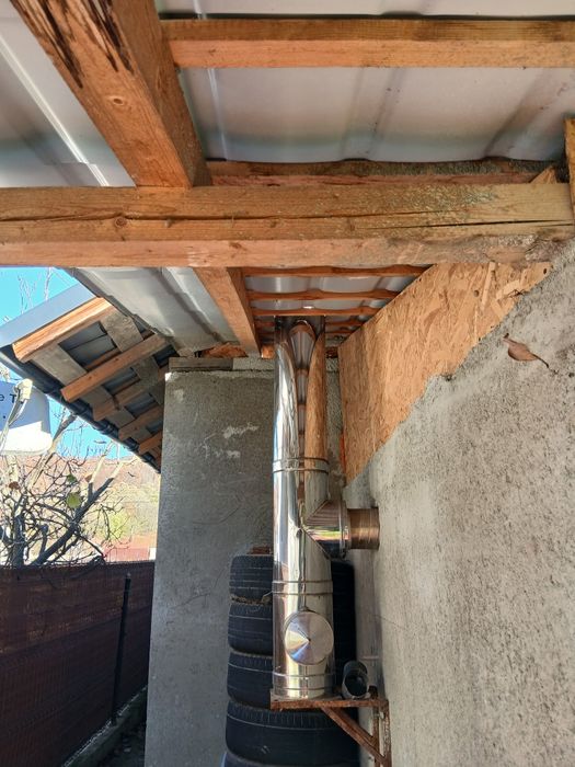 Vând centrala pe lemne + cos