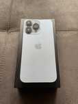 Продава сe iphone 13 pro