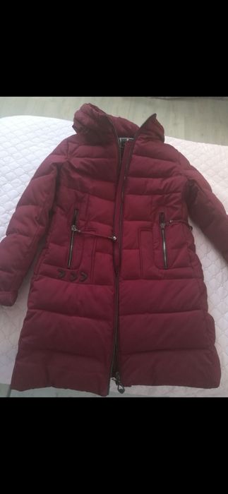 Куртка Пуховик бордового цвета р.46-48