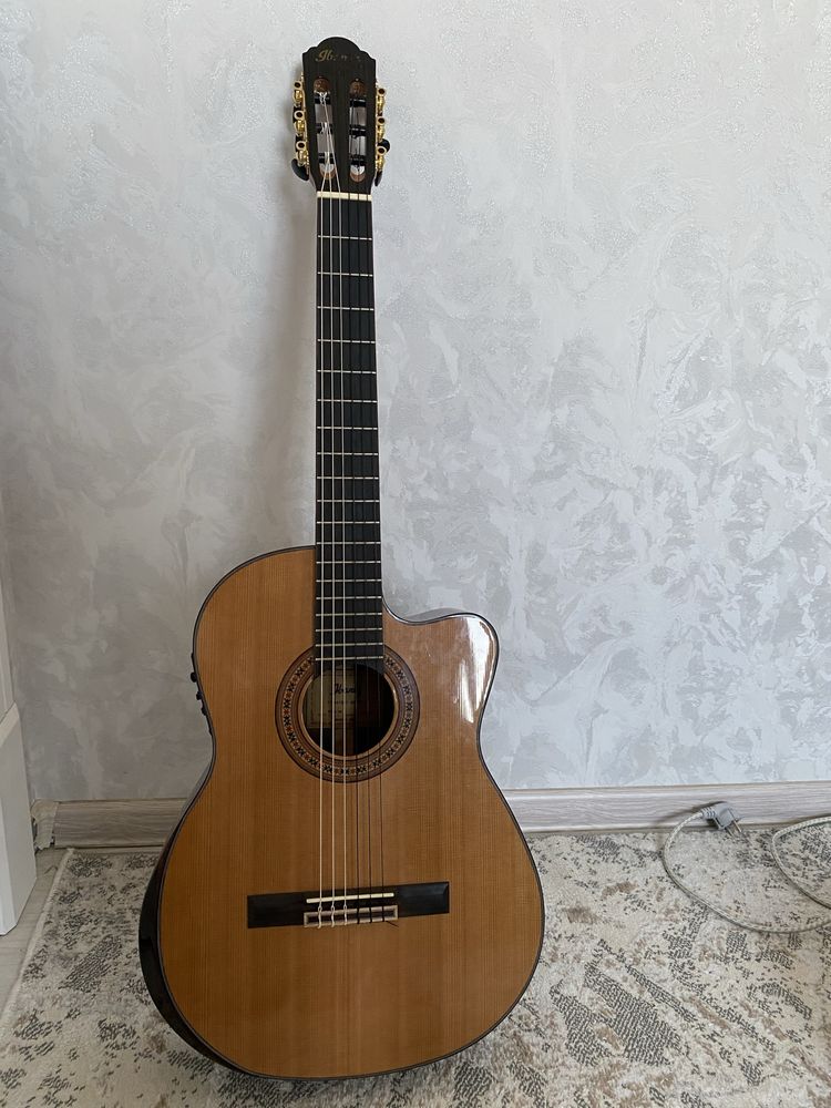 Klassik gitara (Ibanez)