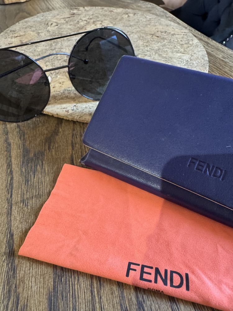 Слънчеви очила от Fendi