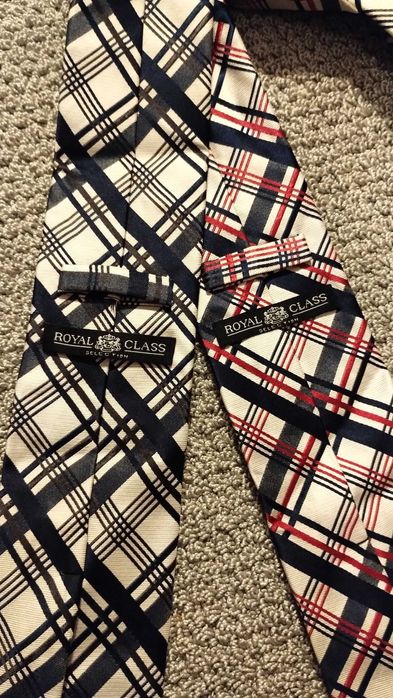 Ocazie! Lot de 100 de cravate, lichidare stoc magazin