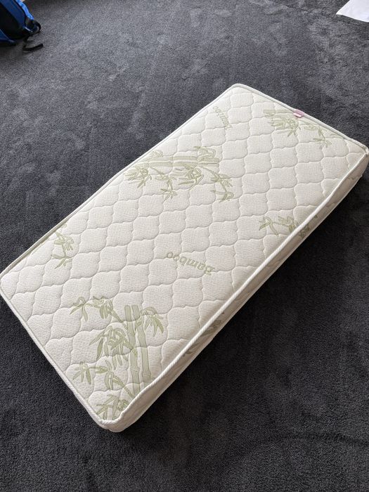 Бебешки бамбуков матрак 120/90см - Чисто нов