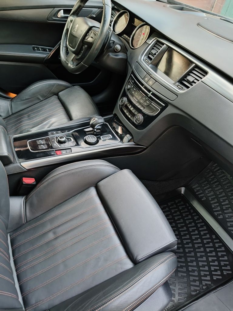 Peugeot 508 RXH4 Hybrid