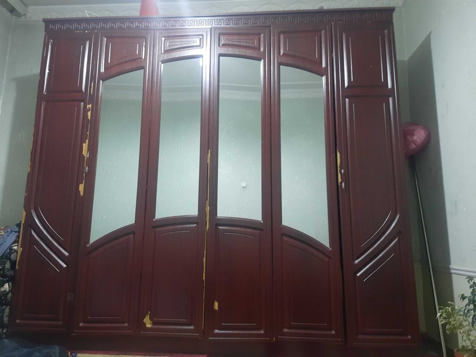 Shkaf sotiladi - birinchi uchraganga bervoramiz