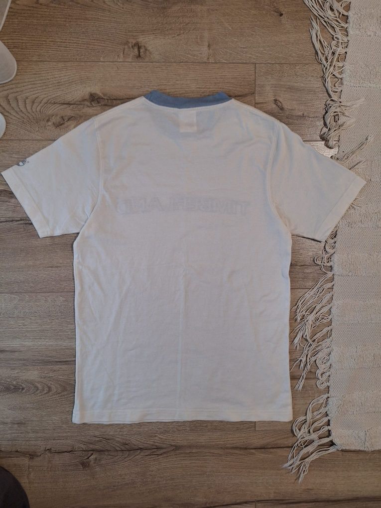 Timberland Tee

!!DM for dimensions

Condition: 10/10

Size: M

Price: