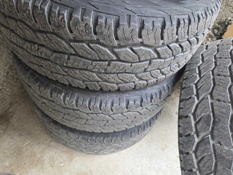 Гуми за джип 245/70R16