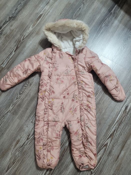 Детски Зимен космонавт