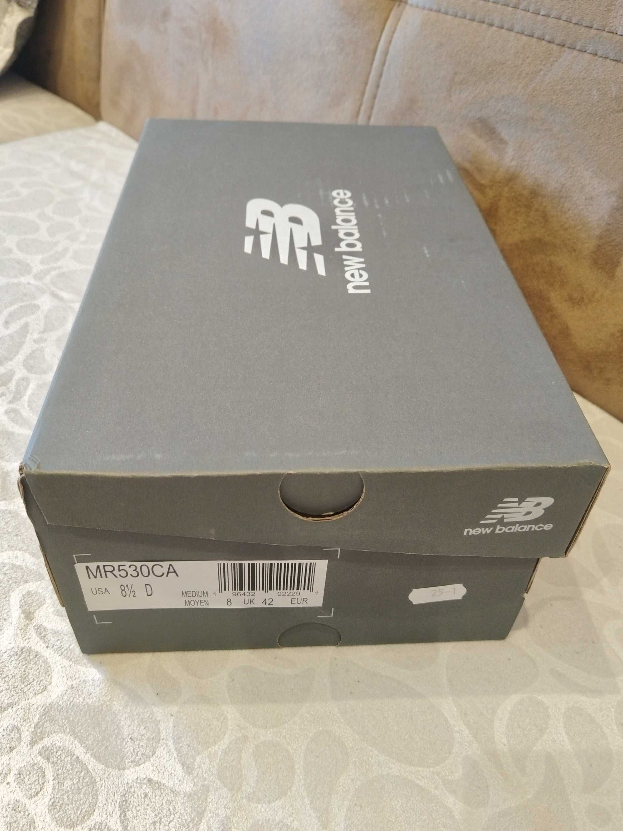 Маратонки new balance