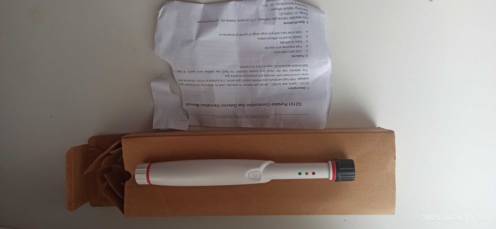 детектор (сигнализатор)газа                    .