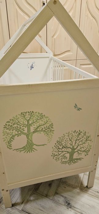 Обзавеждане за детска стая (легло, матрак, скрин, закачалка)