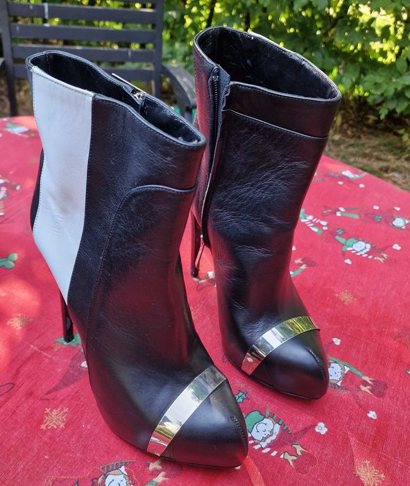 Cizme femei John Richmond marime 40