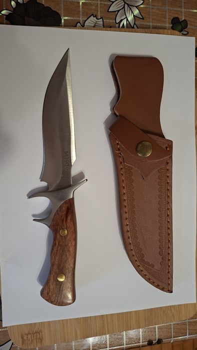 Cuțit vânătoare , camping , drumeție 25.5cm