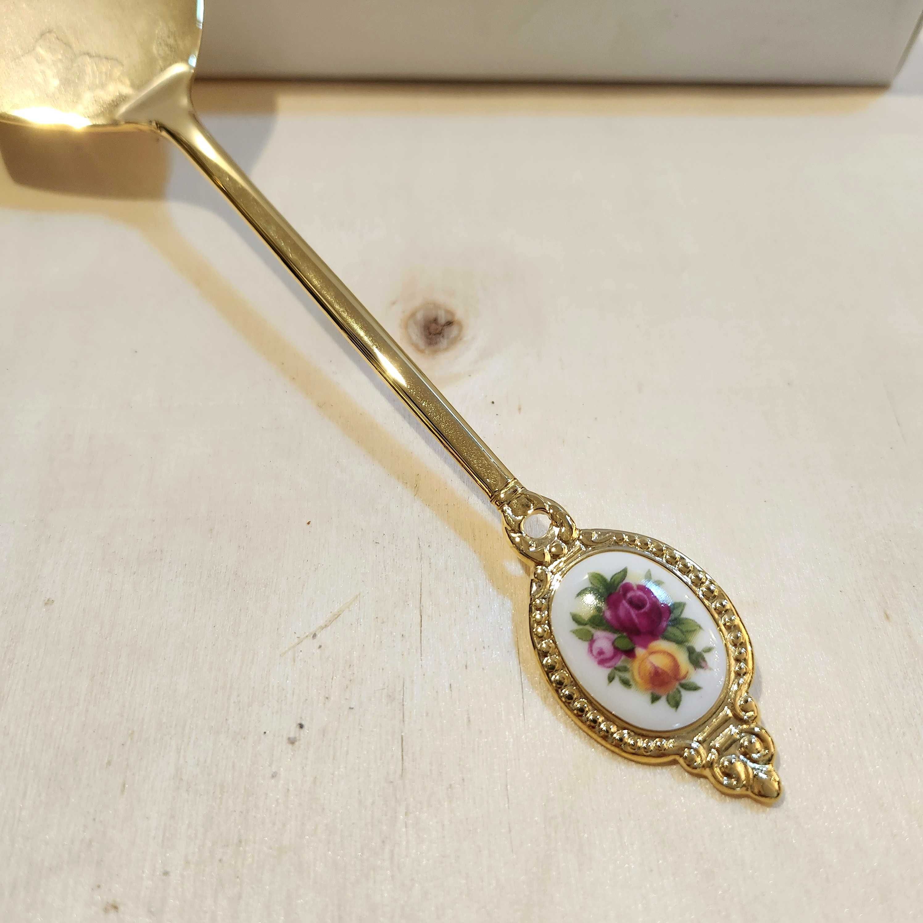 Сервизен нож за торта Royal Albert Old Country Roses