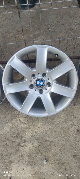 Vând jante BMW pe 17