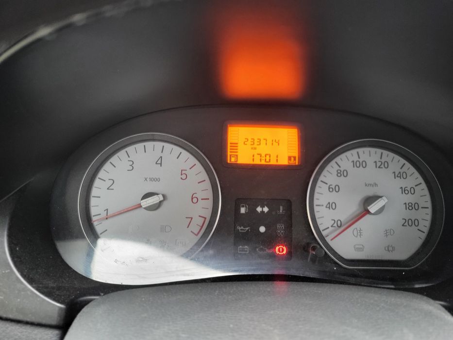 Vând Dacia Logan 1,5 dci