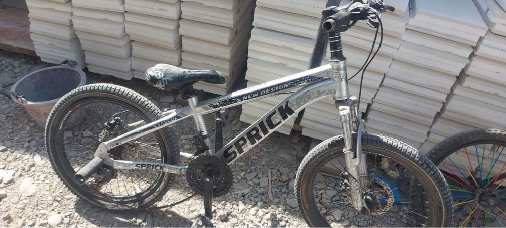 Синий велосипед 25000 серый 20000