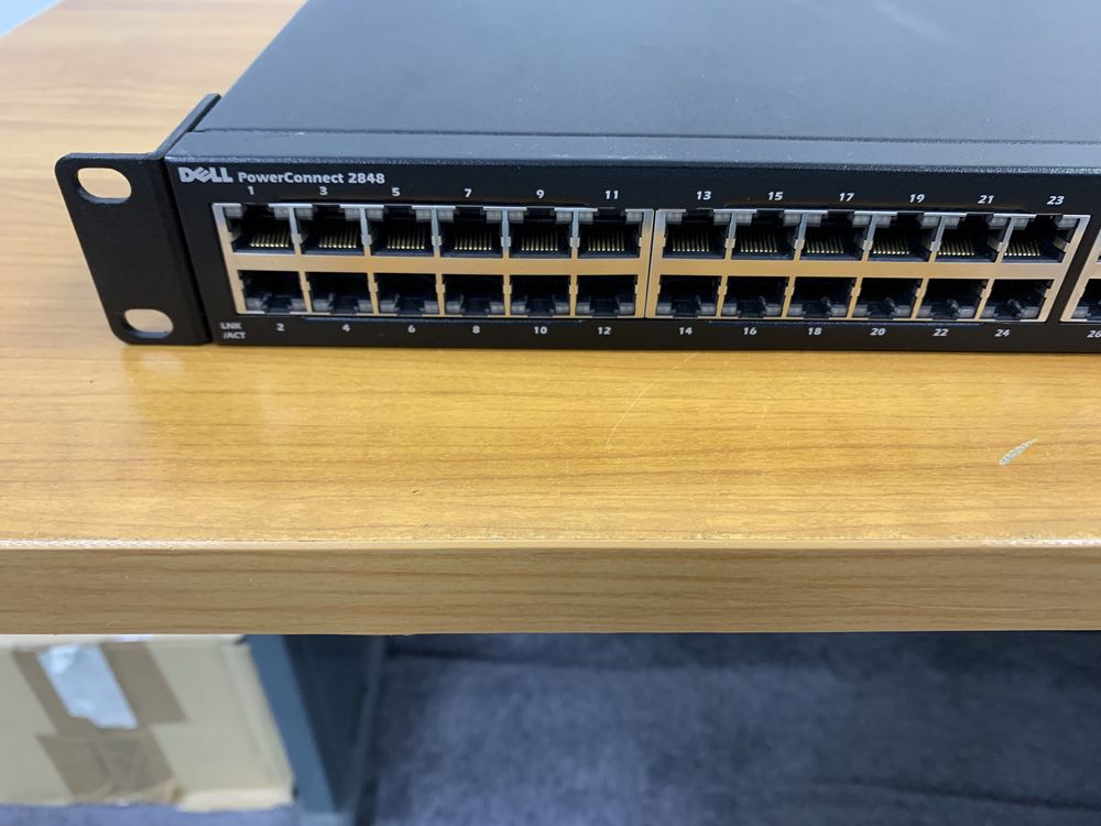 Суич Дел 48 порта Switch Dell PowerConnect 2848