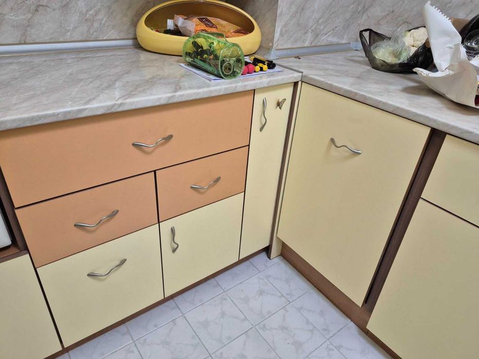 Цяла Кухня / кухненски шкафове