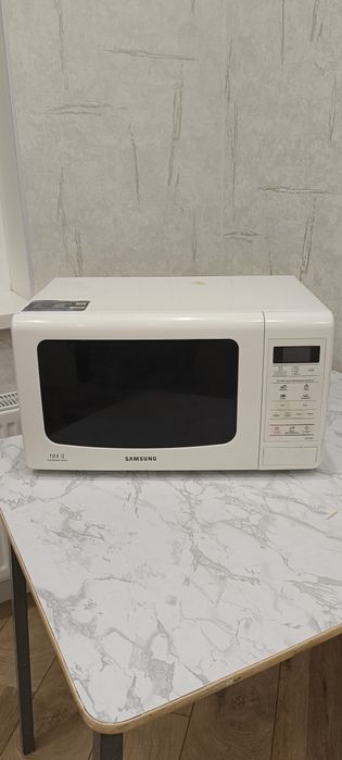 Продается микроволновка Samsung