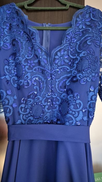 Rochie eleganta.