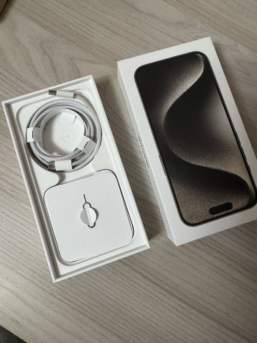 iPhone 15 PRO 256 GB