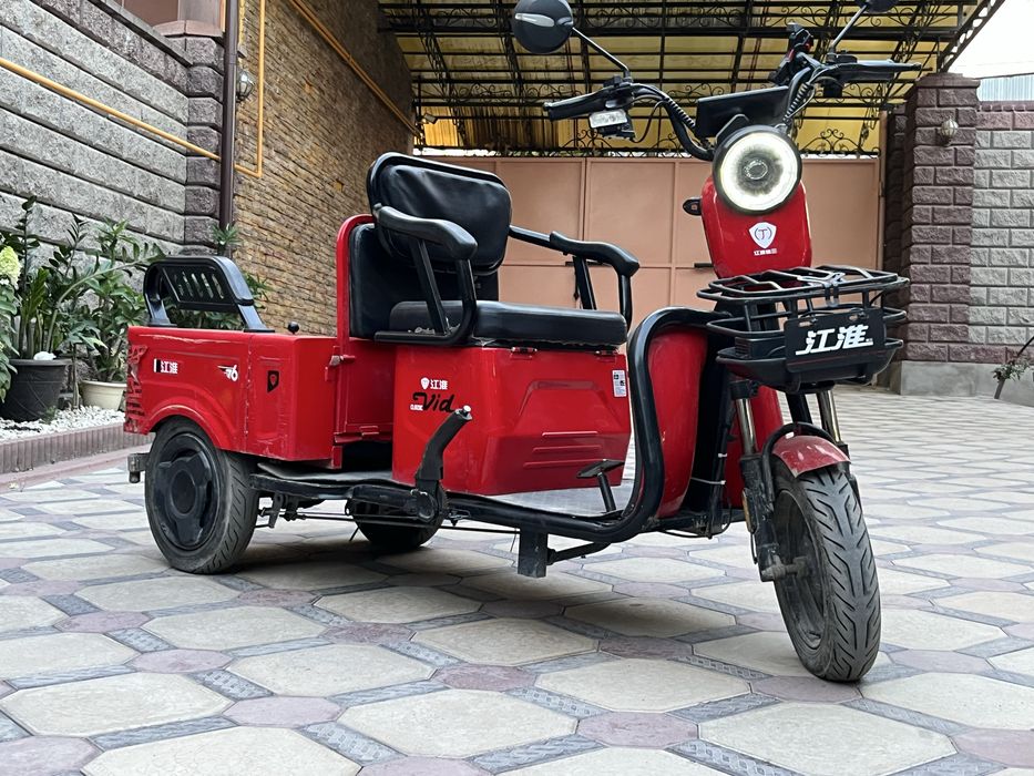 Электрический трицикл продам срочно